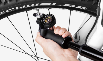 Аналоговый манометр Topeak Shuttle Gauge G2 2 в 1, с подключением к насосу, до 11 bar